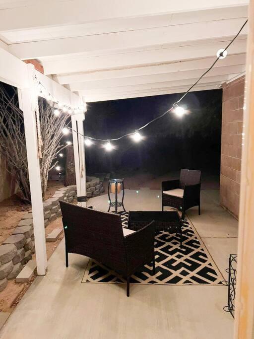 Joshua Tree National Park - Cozy Palms Getaway Daire Twentynine Palms Dış mekan fotoğraf