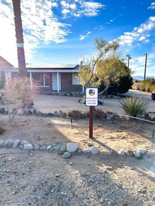 Joshua Tree National Park - Cozy Palms Getaway Daire Twentynine Palms Dış mekan fotoğraf